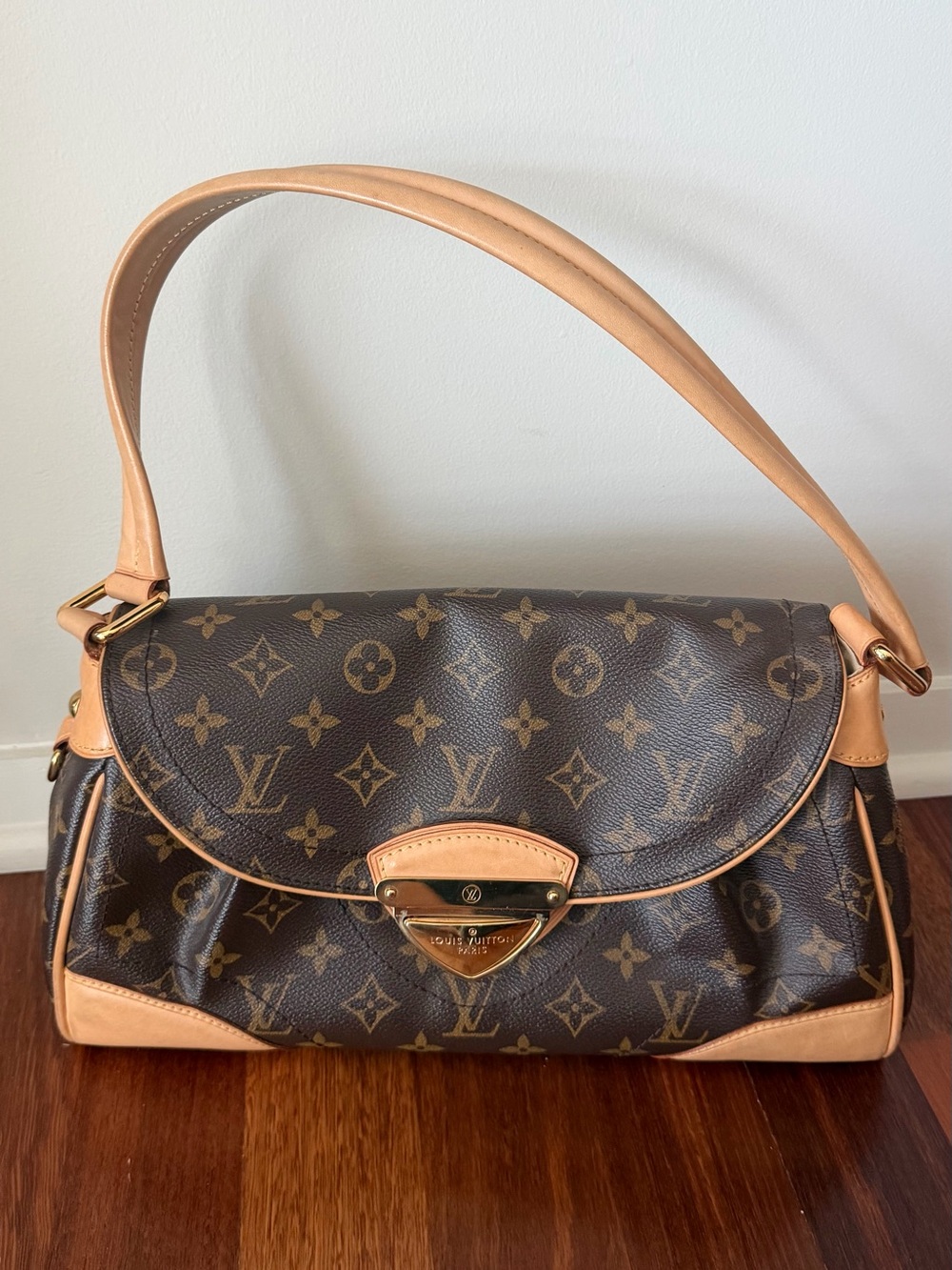 Louis Vuitton LV Monogram Beverly MM Shoulder Bag in Brown and Tan
